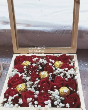 กล่องไม้ฝากระจกขนาด 22×30 เซน Flower box with glass lid, size 30 x 22 cm